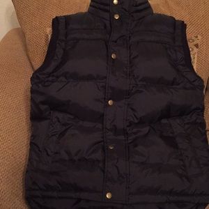 Men’s snap front puffer vest